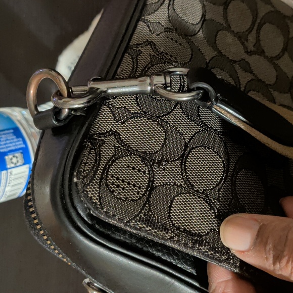 Coach Stanton C8237 Bag - Picture 6 of 16